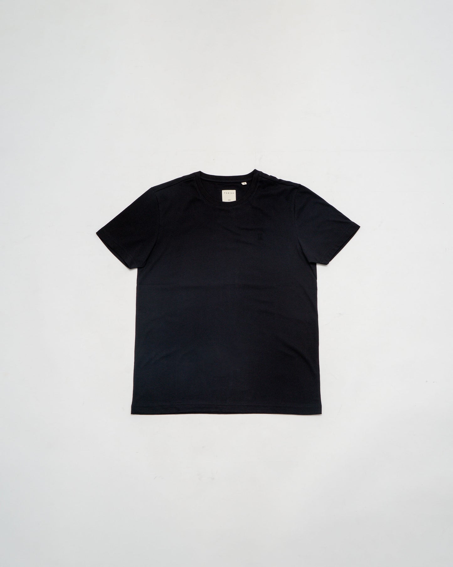 AIMÉ BLACK T-SHIRT